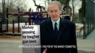 Ed Markey kutsuu Newtownin Massachusettsin senaatin ensisijaiseen mainokseen