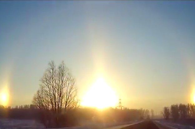 Une ville russe a eu un «triple lever de soleil» ce matin